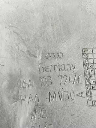 06A103724AC Декоративная крышка двигателя Audi A3 8L Арт e9566008, вид 4