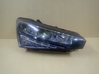  Фара правая Skoda Scala Арт e10671892, вид 1