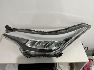 81150-F4180-00 Фара левая Toyota C-HR Арт e10673339, вид 4