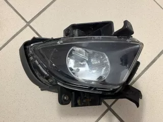  Фара противотуманная правая Hyundai i30 FD Арт e10677324, вид 1