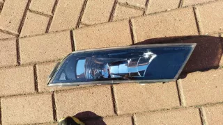 3V0941700 5907195215903 Фара противотуманная правая Skoda Superb 3 Арт e10684794, вид 1