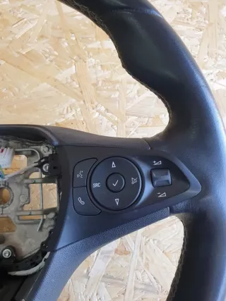  Руль Opel Corsa F Арт e10692948, вид 2