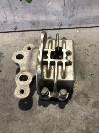 GK21-7M124-AD Подушка крепления КПП Ford Transit Custom Арт e10697348, вид 2