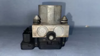 1037797-00-C Блок ABS Tesla model X Арт e10702439, вид 3