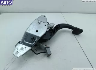 28870 Педаль сцепления Opel Astra H Арт 54722383