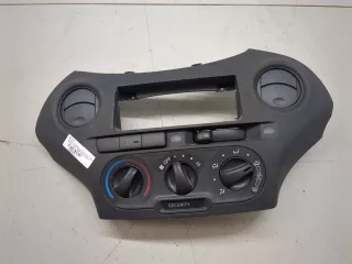 559100D010 Блок управления печки / климат-контроля Toyota Yaris 1 Арт 20384871, вид 4