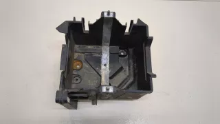 2S6T10723AD Полка аккумулятора Ford Fusion 1 1.6л Инжектор Арт 20444871