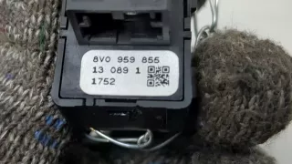 8V0959855 Кнопка стеклоподъемника заднего правого  Audi A3 8V Арт 20442531, вид 2