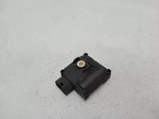 4F0820511B Моторчик заслонки печки Audi A8 D3 (S8) Арт 2-1163, вид 2