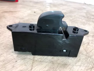 Кнопка (выключатель) Mitsubishi Lancer 9 2000г. 8608A101 - Фото 2