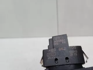 4E0962108 Кнопка центрального замка Audi A8 D3 (S8) Арт 2-11655, вид 3