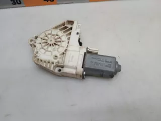 8K0959811C Моторчик стеклоподъемника Audi A6 C6 (S6,RS6) Арт 2-11678, вид 3
