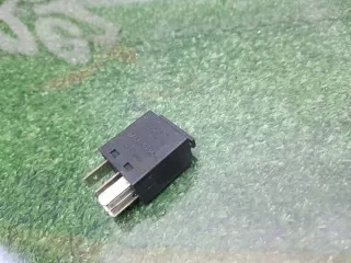 8Z0951253 Реле Audi A4 B7 Арт 2-22947, вид 3