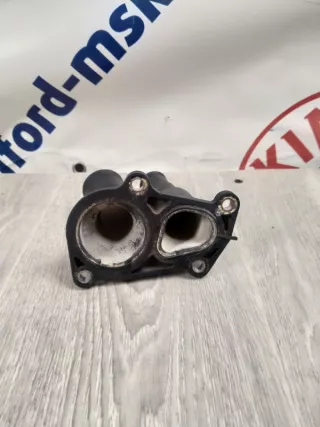 1 707 050 Корпус термостата Ford Focus 3 Арт 2-26973, вид 2
