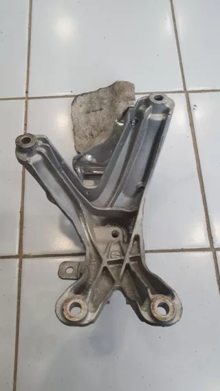 8K0199308BE Кронштейн подушки двс Audi A4 B8 Арт 2-30645, вид 2