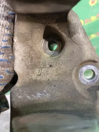 13228281 Кронштейн КПП Cadillac SRX 2 Арт 2-39027, вид 5