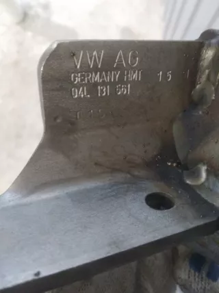 04L131561J Кронштейн Audi Q3 1 Арт 2-40211, вид 4