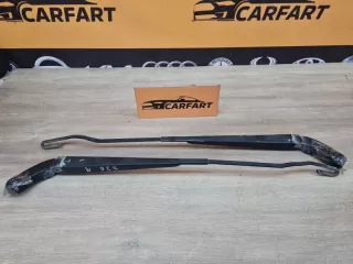 4717364AB Щеткодержатель (поводок стеклоочистителя, дворник) Chrysler Town Country 4 Арт 2-43825, вид 1