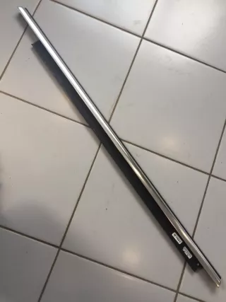 8T8853763F2ZZ Уплотнитель Audi A5 (S5,RS5) 1 Арт 2-44053, вид 1