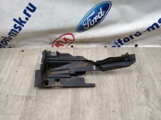 1726788 Накладка на крыло внутренняя Ford Focus 3 Арт 2-44084, вид 1