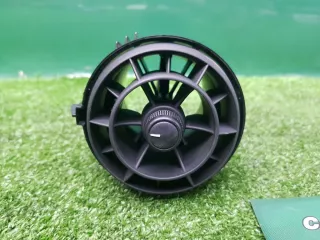 8X2820902 Дефлектор обдува салона Audi A1 Арт 2-47565, вид 2