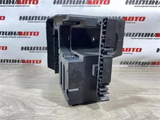 1K0907361B Кронштейн блока предохранителей Volkswagen Passat B6 Арт 2-47786, вид 2