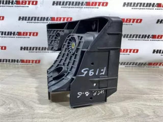 1K0907361B Кронштейн блока предохранителей Volkswagen Passat B6 Арт 2-47786, вид 4