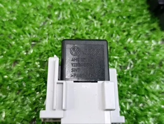 4H0951253A Реле Audi A1 Арт 2-51273, вид 2