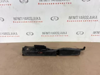 638281LA0E Пыльник крыла Infiniti QX80 1 Арт 2-57572