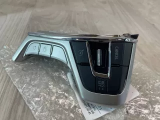 Кнопки на руль Mitsubishi Pajero 4 restailing 2 2016г. 8602A190 - Фото 2