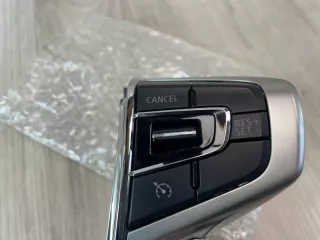 Кнопки на руль Mitsubishi Pajero 4 restailing 2 2016г. 8602A190 - Фото 3