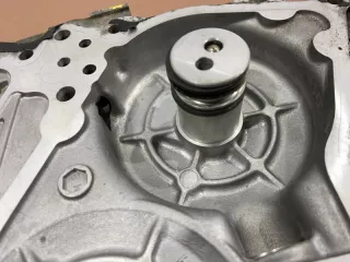 13040EY02A Крышка распредвала Infiniti FX2 Арт 2-92505, вид 4