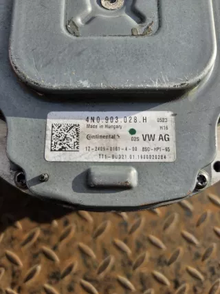 4N0903028H Генератор Audi Q7 4M Арт 2-97838, вид 4