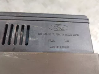 98AB14A073HC Блок предохранителей Ford Focus 1 Арт 2-99550, вид 4