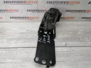 51647117811 Крепление радиатора BMW 3 E90/E91/E92/E93 Арт 2-114651, вид 2