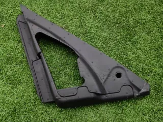 A2477273100 Уплотнитель зеркала Mercedes B W247 Арт 2-130312, вид 1