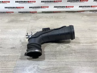 13718508047 Патрубок воздушного фильтра BMW 5 F10/F11/GT F07 Арт 2-141345, вид 1