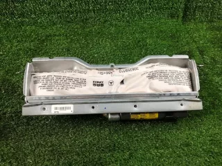 A2048602002 Подушка безопасности коленная Mercedes E C207 Арт 2-167497, вид 1