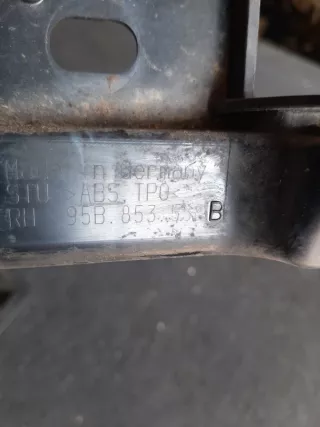 95B853558B Кронштейн порога Porsche Macan Арт 2-219979, вид 3
