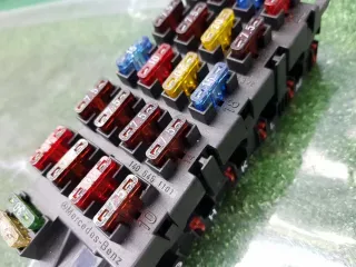 A1405451101 Блок предохранителей Mercedes S W140 Арт 2-274646, вид 3