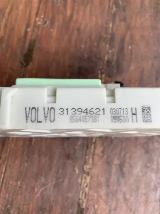 31394621 Блок предохранителей Volvo V40 2 Арт 2-312557, вид 5