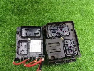 1K0937124P Блок предохранителей Volkswagen Golf 5 Арт 2-336394, вид 5