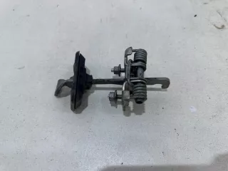 804305879R Ограничитель открывания двери Renault Duster 1 Арт 2-354263, вид 1