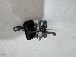 804305879R Ограничитель открывания двери Renault Duster 1 Арт 2-354263, вид 4