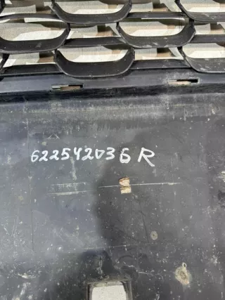 622542036R Заглушка (решетка) в бампер Renault Duster 1 Арт 2-357102, вид 18