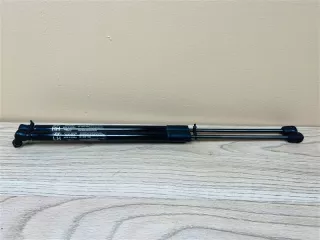 81770-M0000 Амортизатор крышки багажника (3-5 двери) Hyundai Creta 1 Арт 2-384102, вид 1