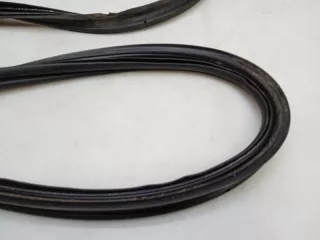 31402744 Уплотнитель Volvo XC90 2 Арт 2-435148, вид 7