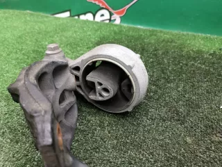 22119806994 Подушка крепления двигателя MINI COUNTRYMAN R60 Арт 2-459408, вид 8