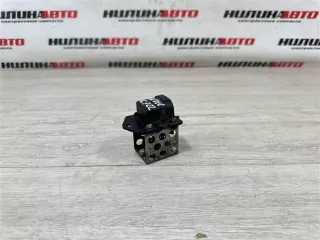 8200045082 Резистор вентилятора охлаждения Nissan Note E11 Арт 2-503794, вид 1
