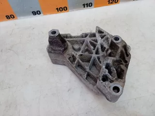 06F199207H Кронштейн двигателя Volkswagen Passat B6 2.0л Арт 2-514318, вид 3